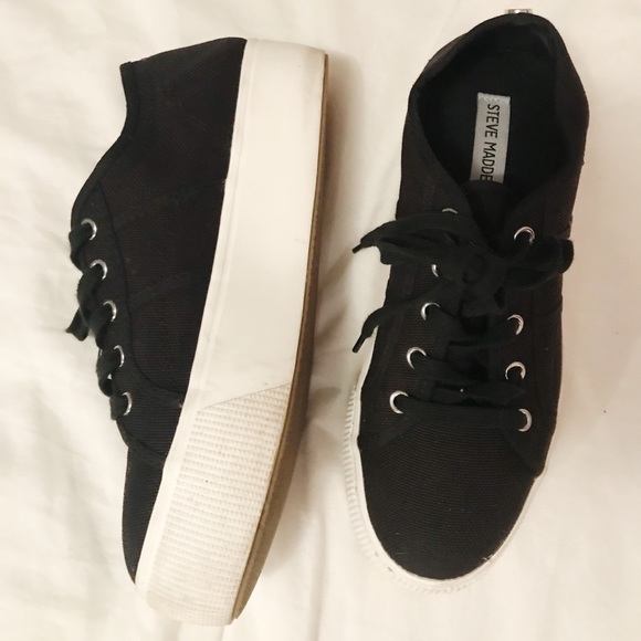 STEVE MADDEN PLATFORM SNEAKER - Picture 3 of 3